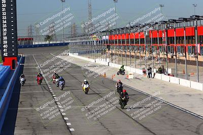 media/Jan-21-2023-Fastrack Riders (Sat) [[fcf3f88a30]]/Level 4/Session 2 Nascar 1/